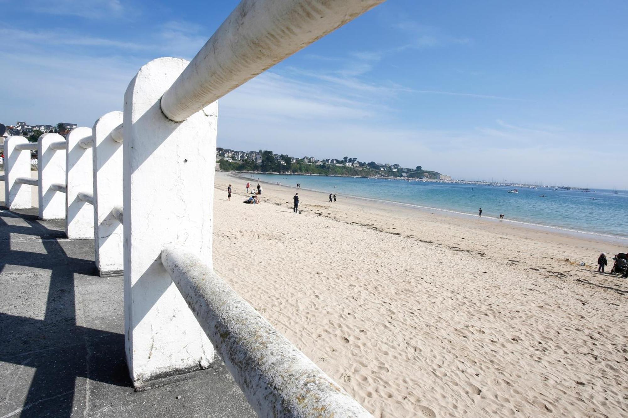 L'Emerillon - Appt A 200M De La Plage Saint-Cast-le-Guildo Exteriör bild